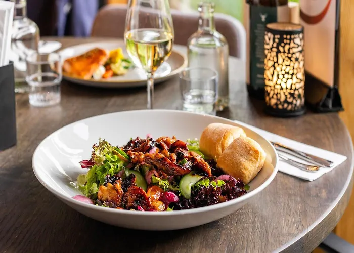 Pet-friendly Forest Escape *