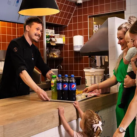 Pet-friendly Forest Escape